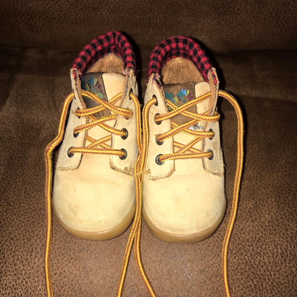 Kids boots